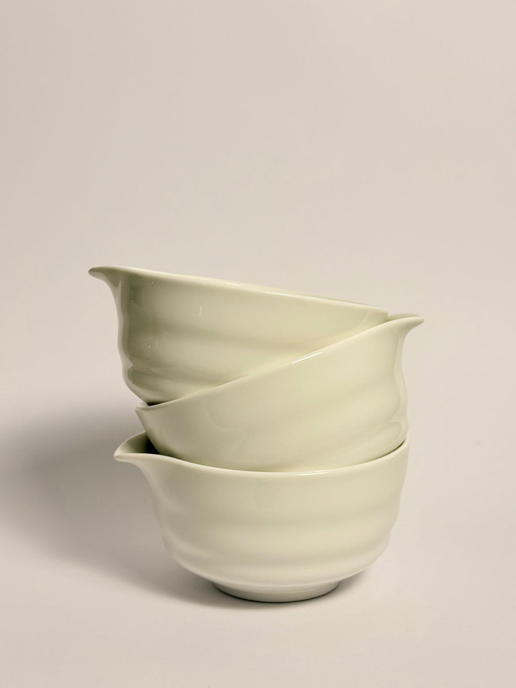 Ceramic matcha bowl (chawan)